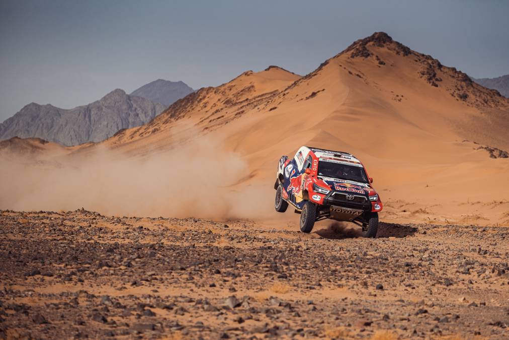 Al-Attiyah wygrywa 11. etap i walczy o wygraną w Rajdzie Dakar 2021!